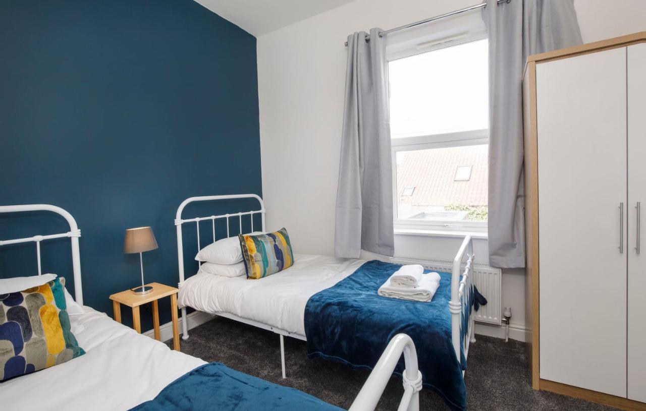 Falklands Street Centre House-free Parking Holiday home